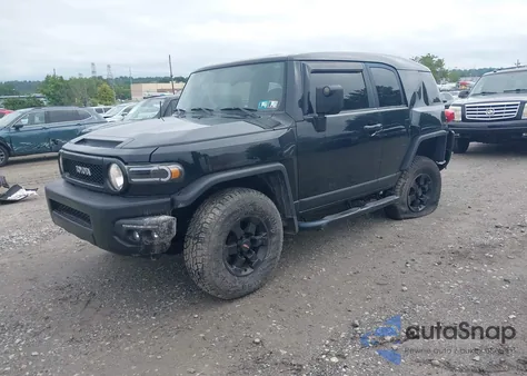 2007 Toyota Fj Cruiser from USA, damaged, VIN JTEBU11F870071250